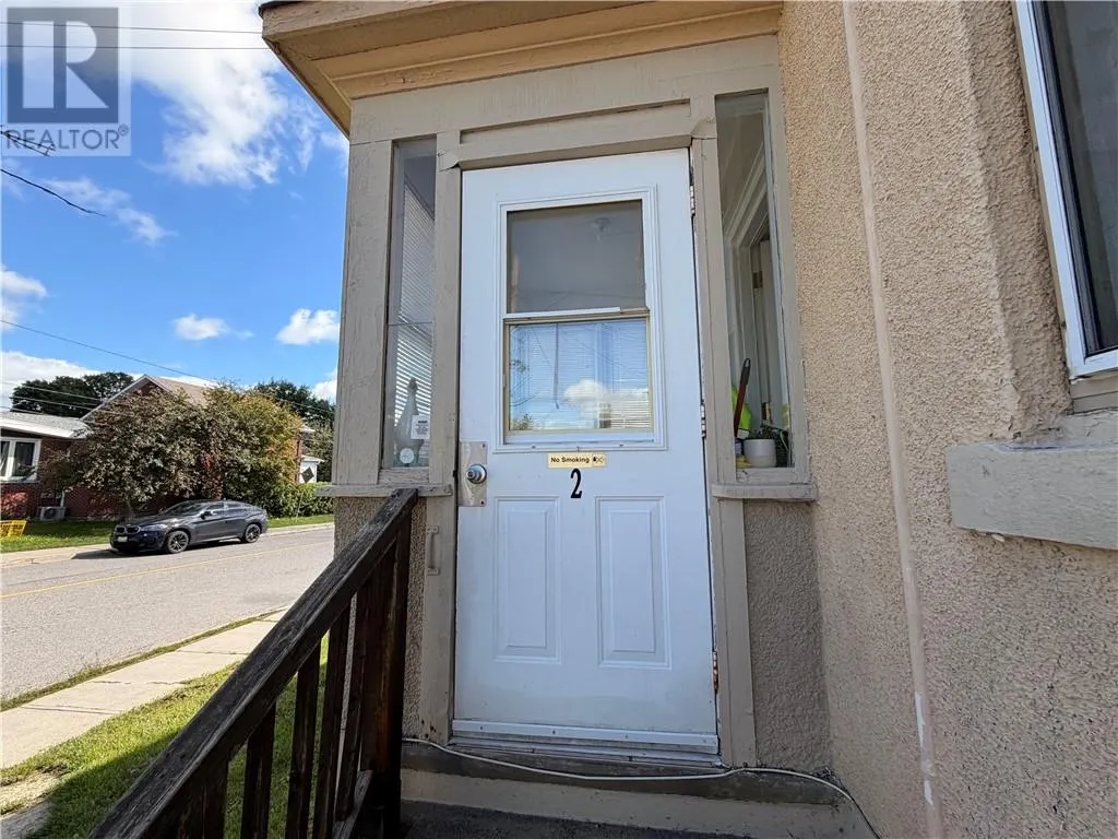373 Isabel Street