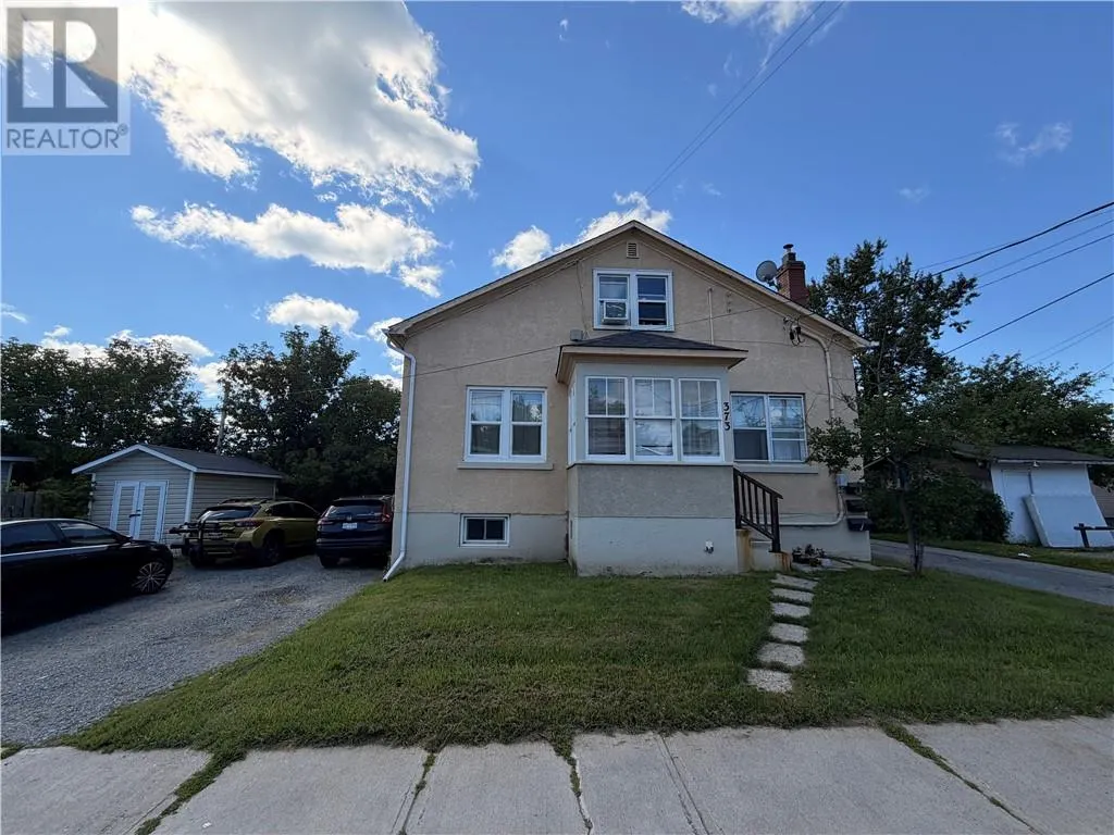 373 Isabel Street