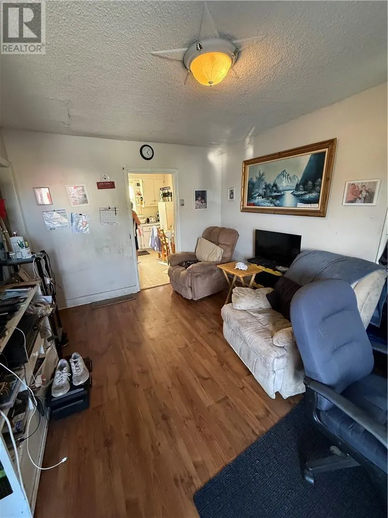 1137 Martin Avenue