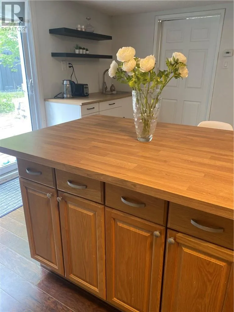 657 Jupiter Court Unit# Lower Unit