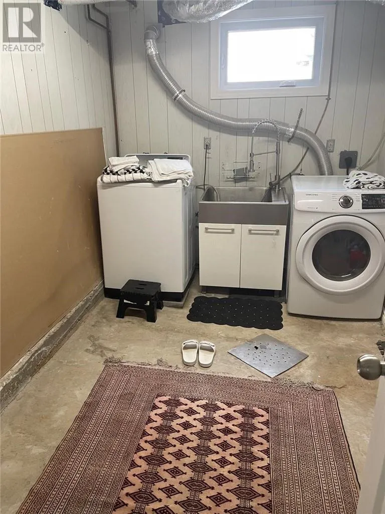 657 Jupiter Court Unit# Lower Unit