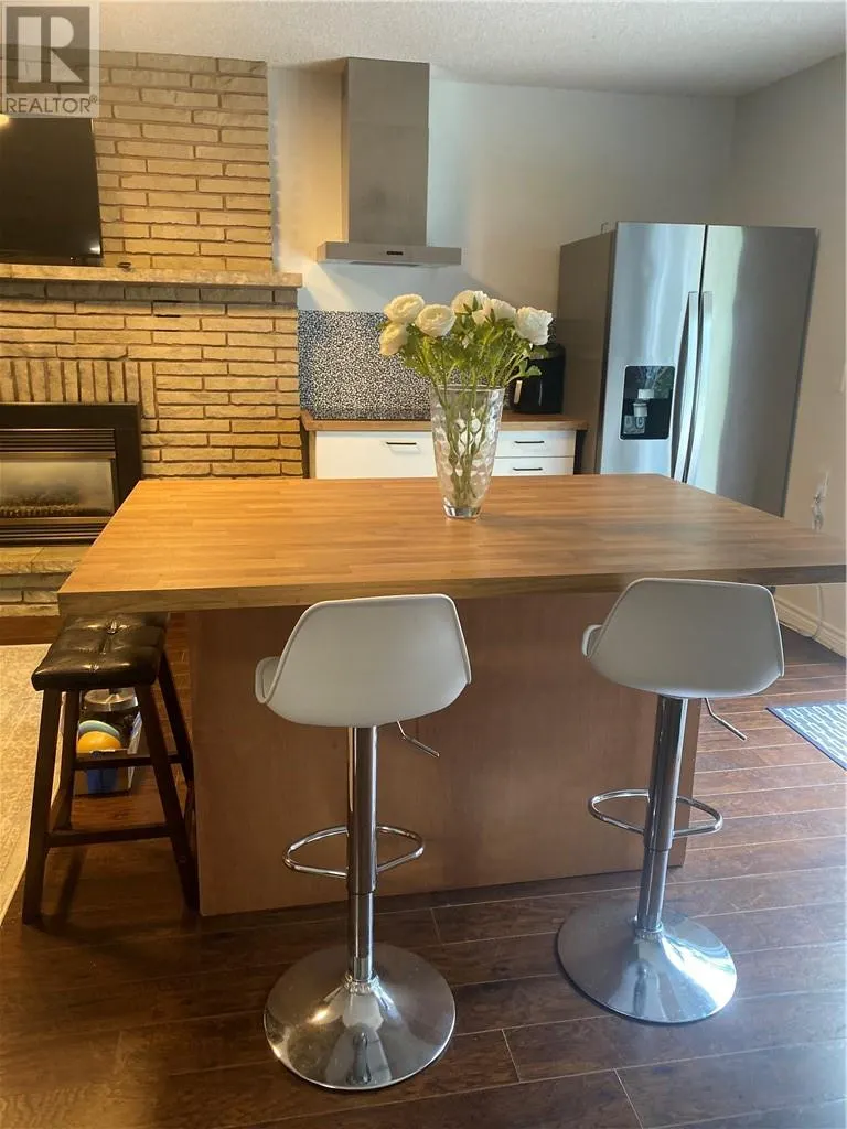 657 Jupiter Court Unit# Lower Unit