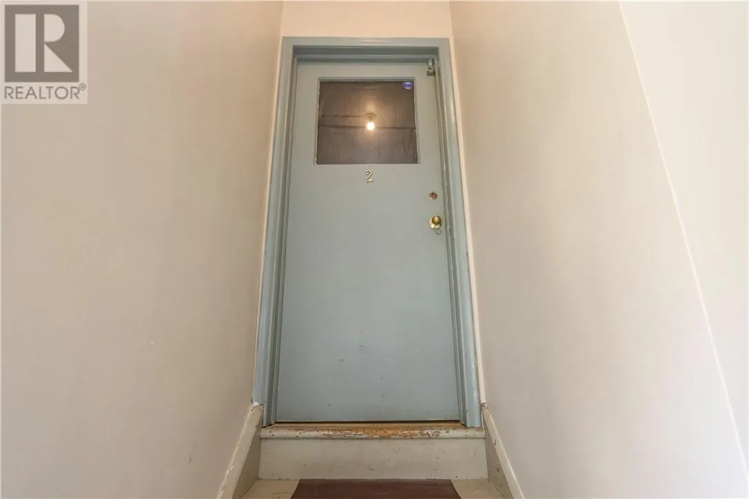 17 Landsend Street