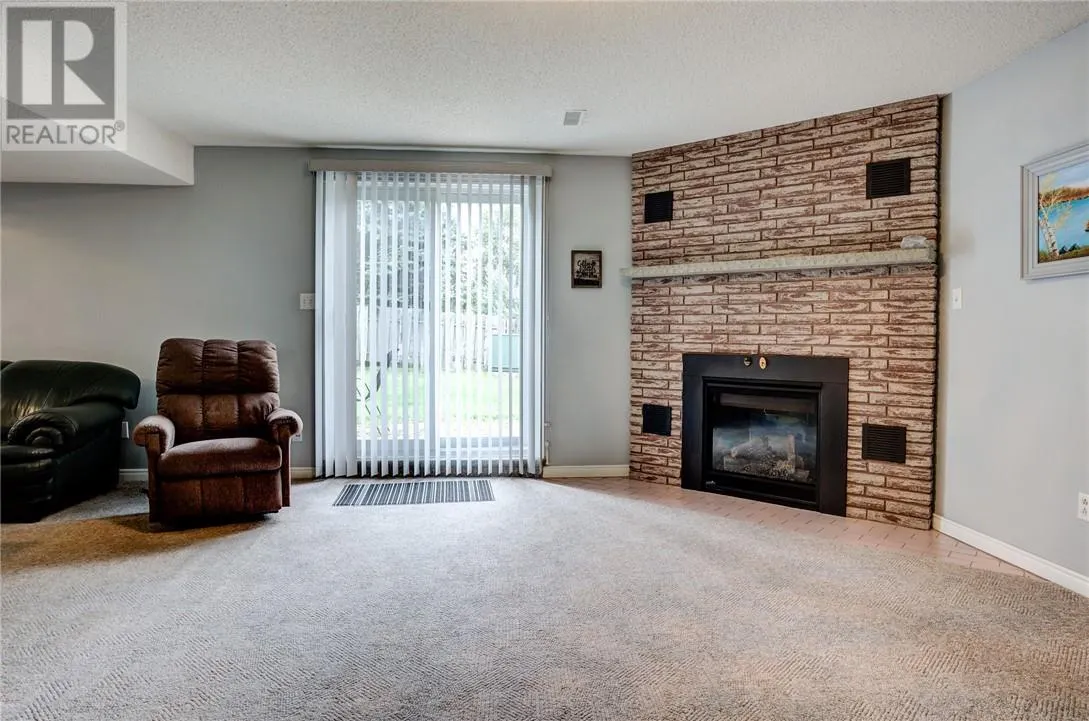 1858 Covewood Crescent