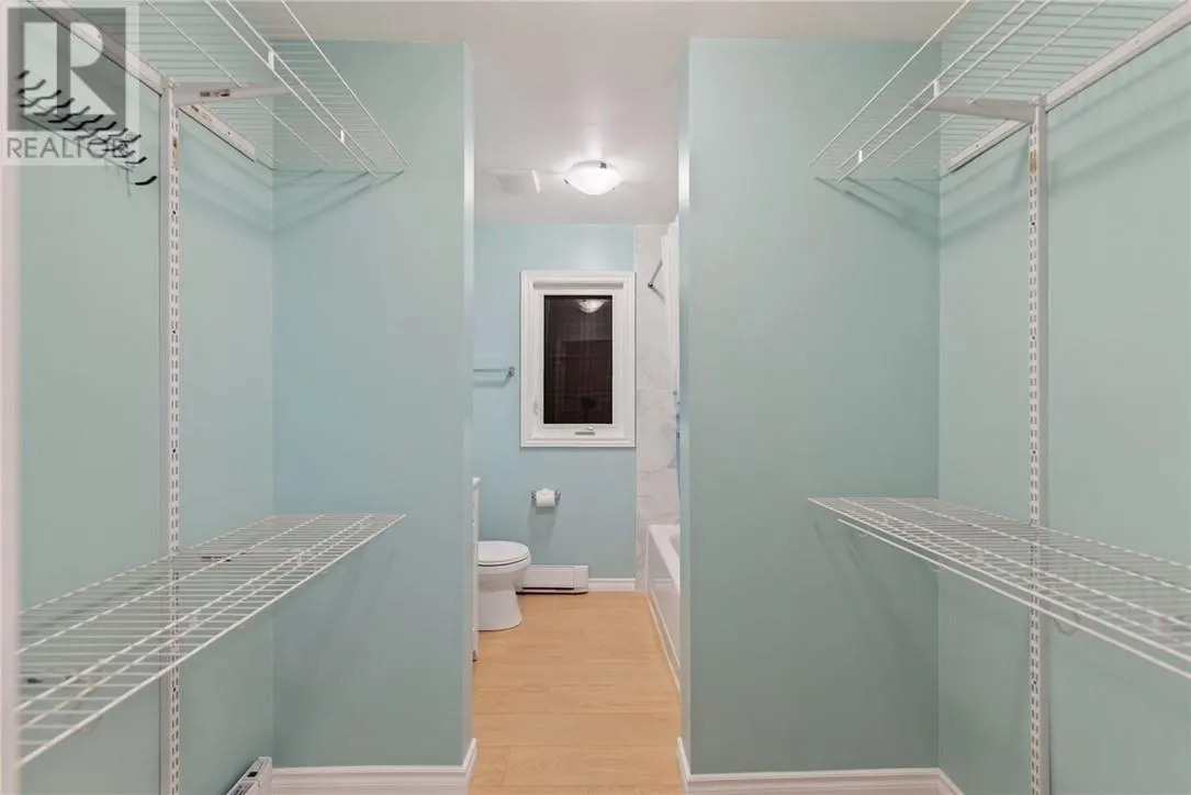 60 Radcliff Park