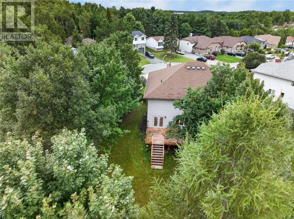 60 Radcliff Park