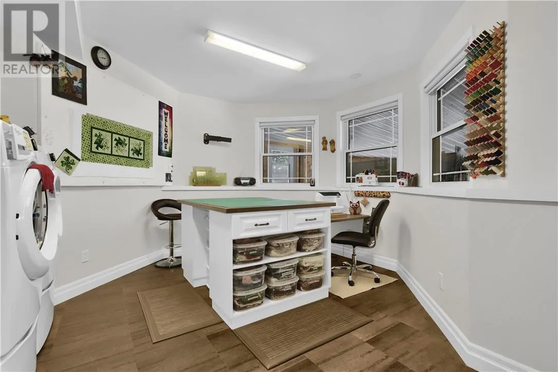 51 SUNRISE BAY Road