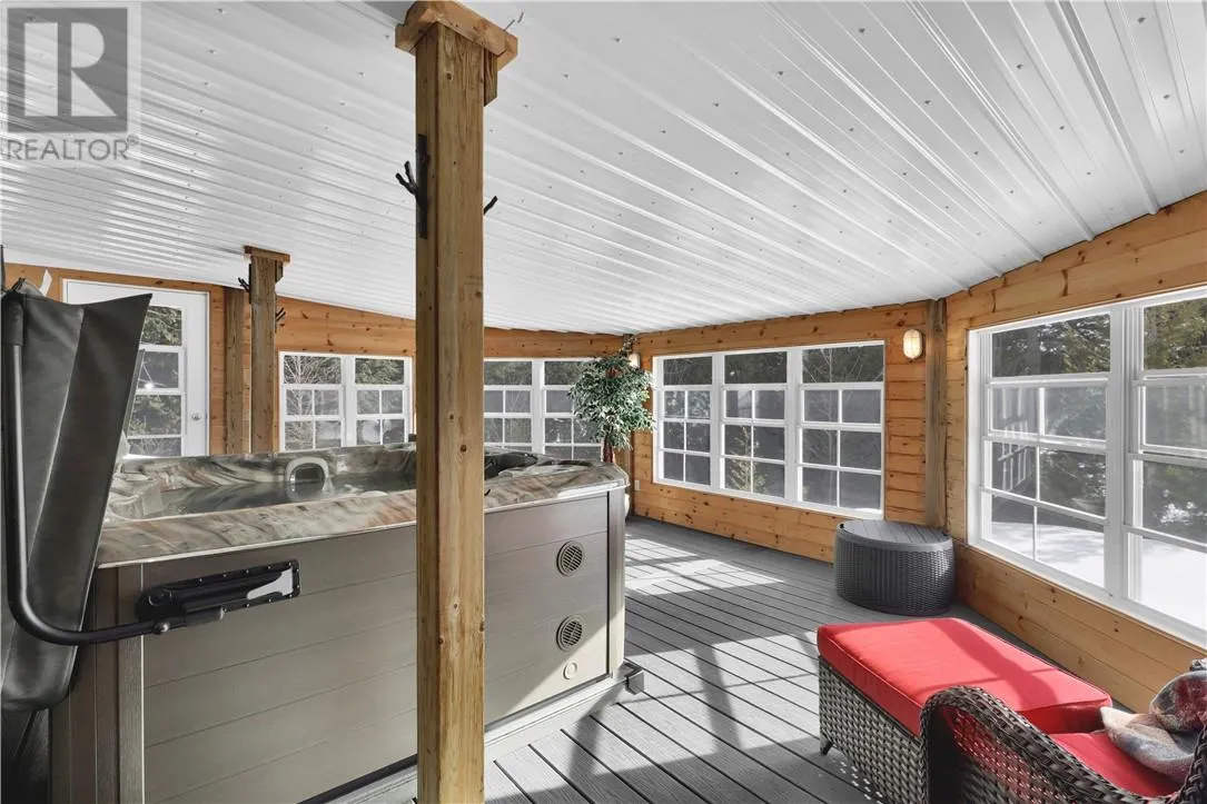 51 SUNRISE BAY Road