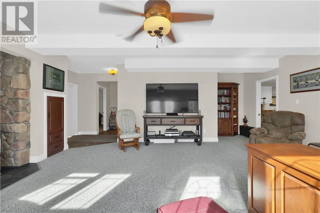 51 SUNRISE BAY Road