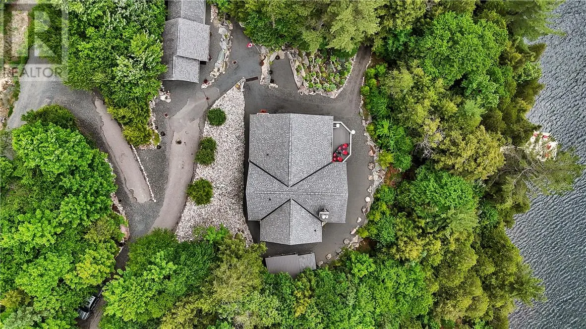 51 SUNRISE BAY Road