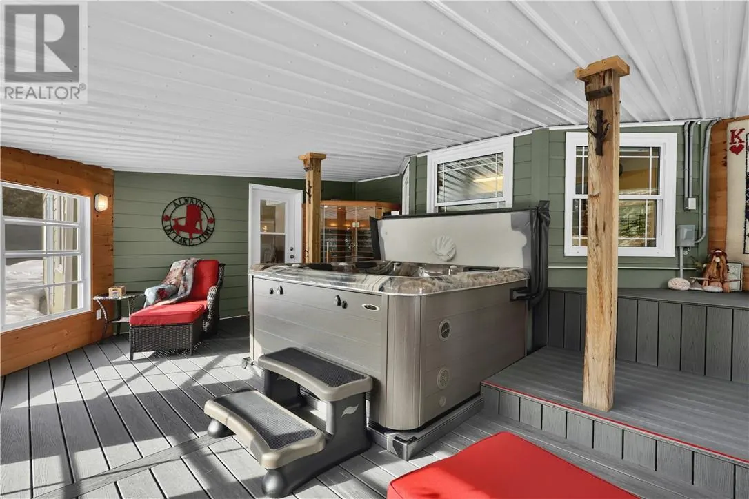 51 SUNRISE BAY Road