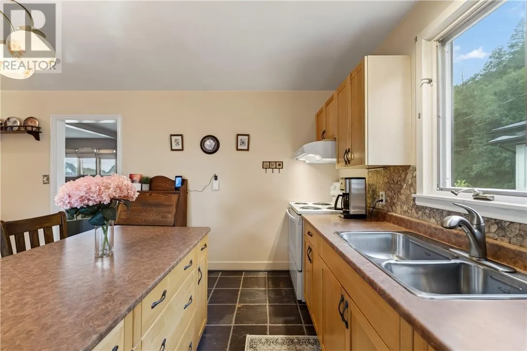 106 Rockview Road