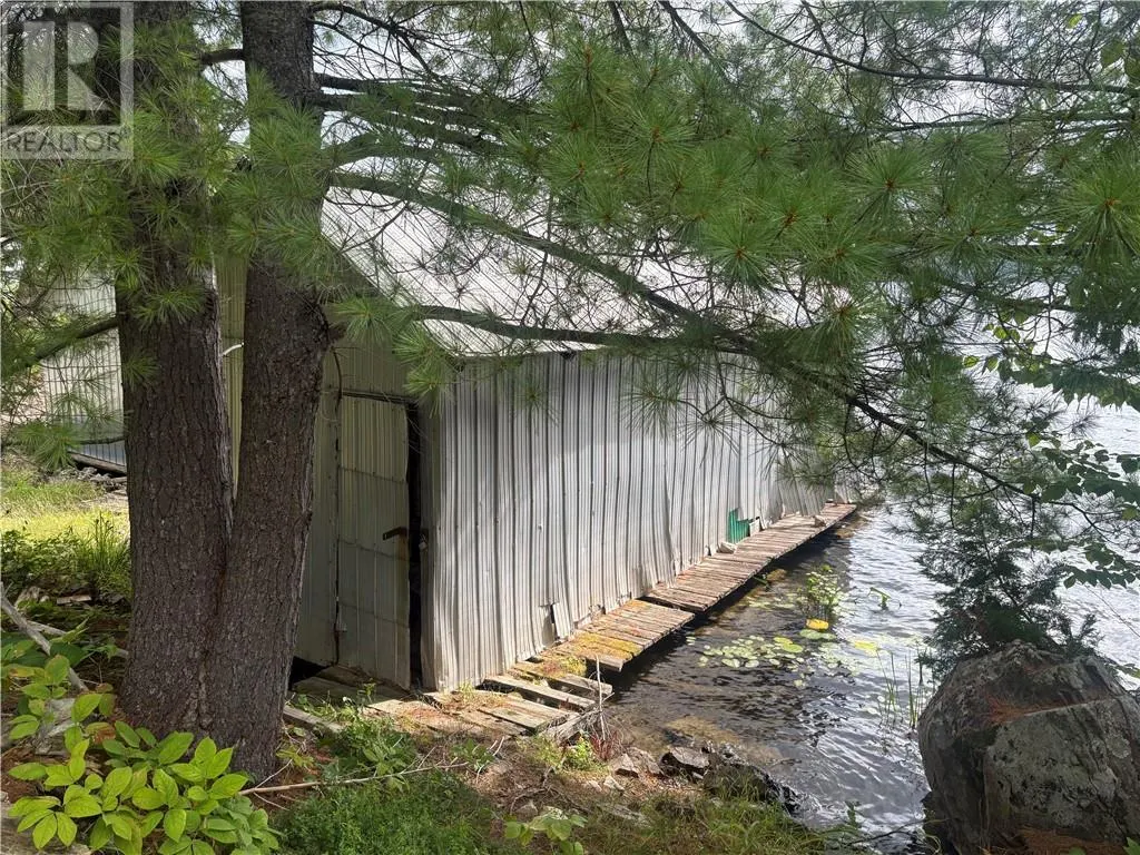 0 PCL 18485 Lake Panache
