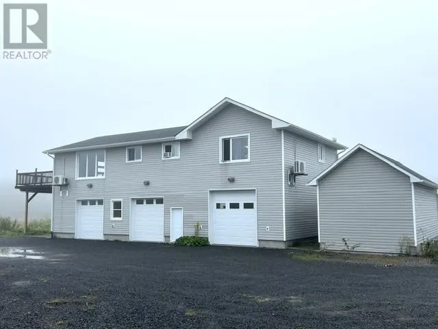 3327 Long Lake Road