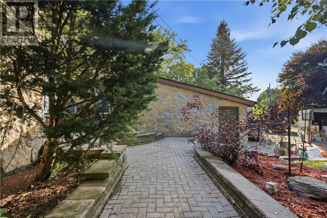 2124 Salo Road
