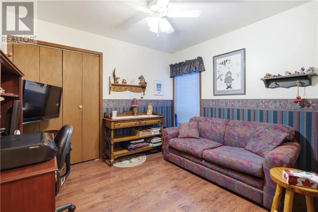 2124 Salo Road