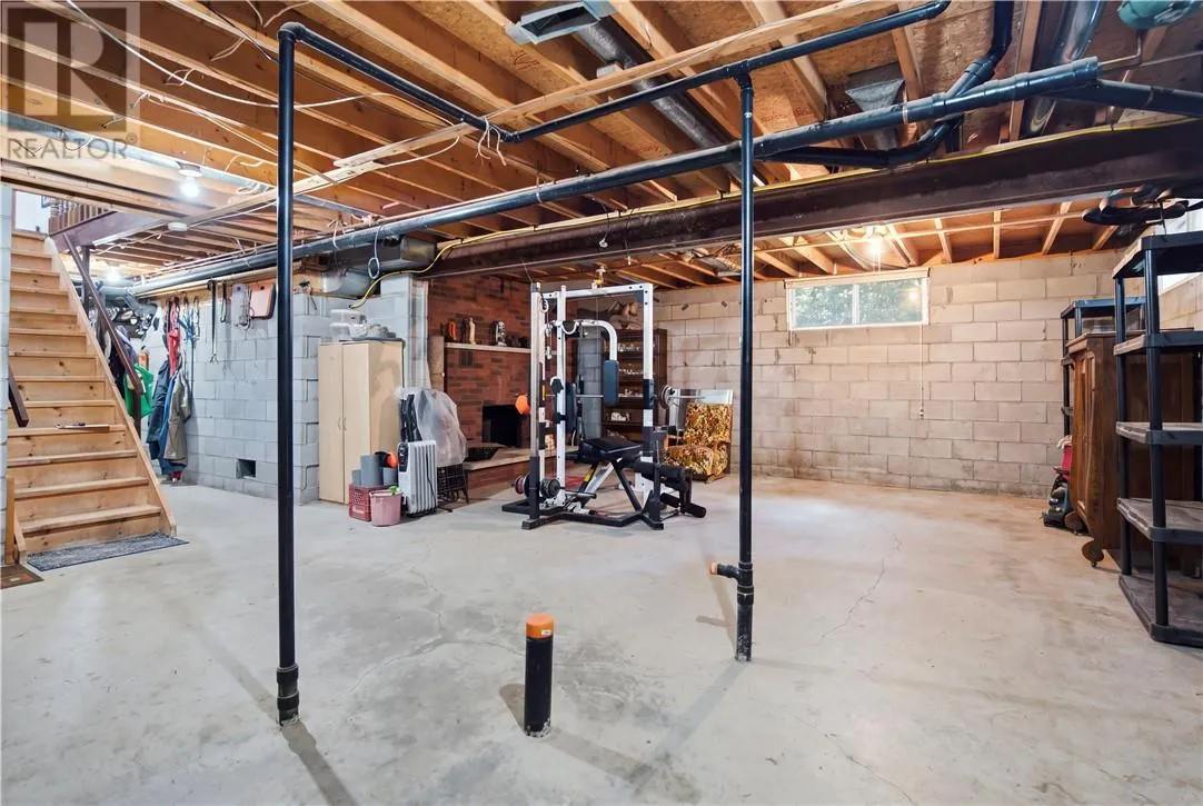 2124 Salo Road