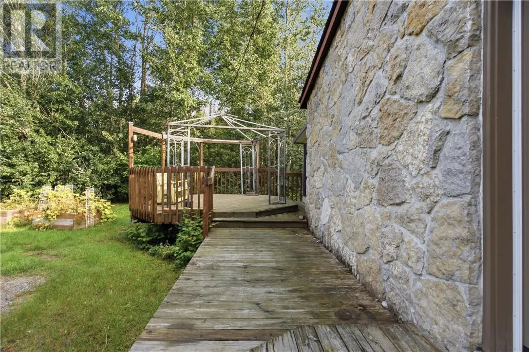 2124 Salo Road