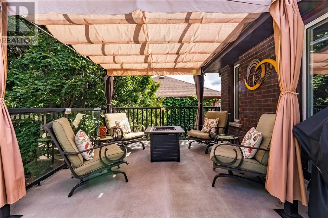 2376 Greenwood Drive
