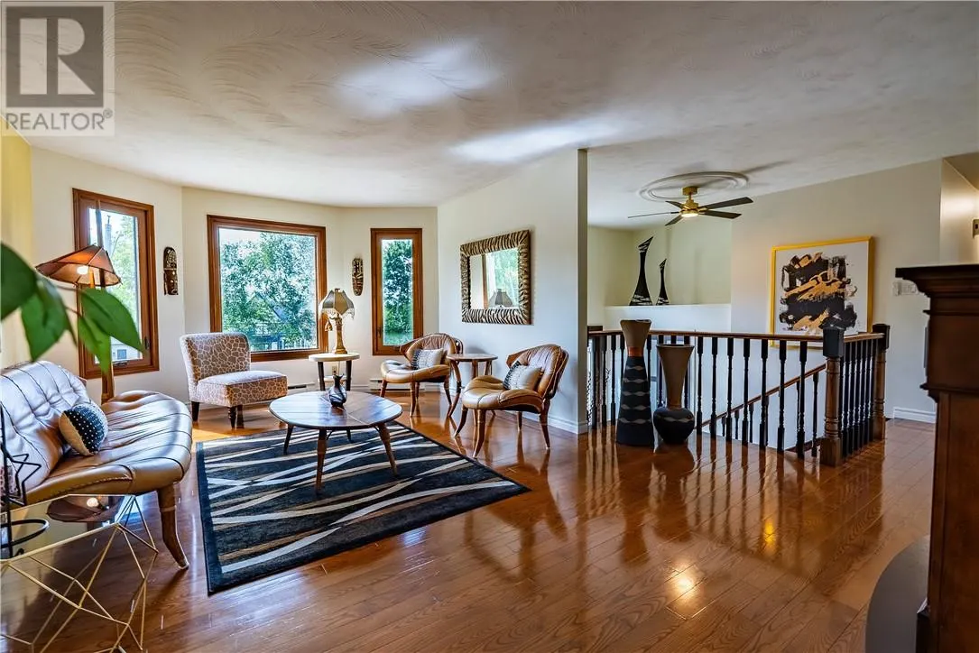 2376 Greenwood Drive