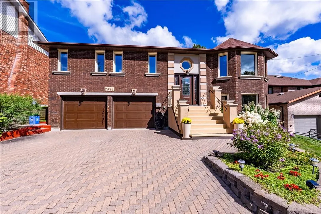 2376 Greenwood Drive