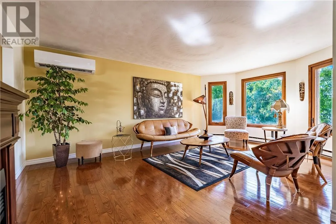 2376 Greenwood Drive