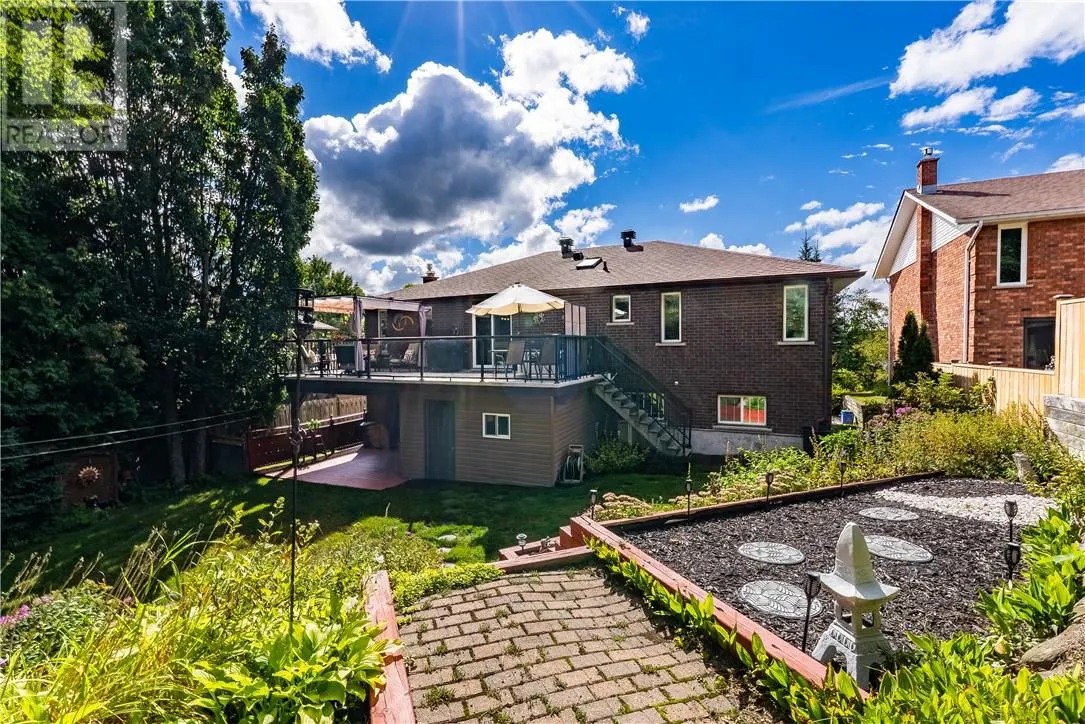 2376 Greenwood Drive