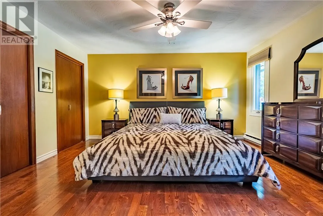 2376 Greenwood Drive