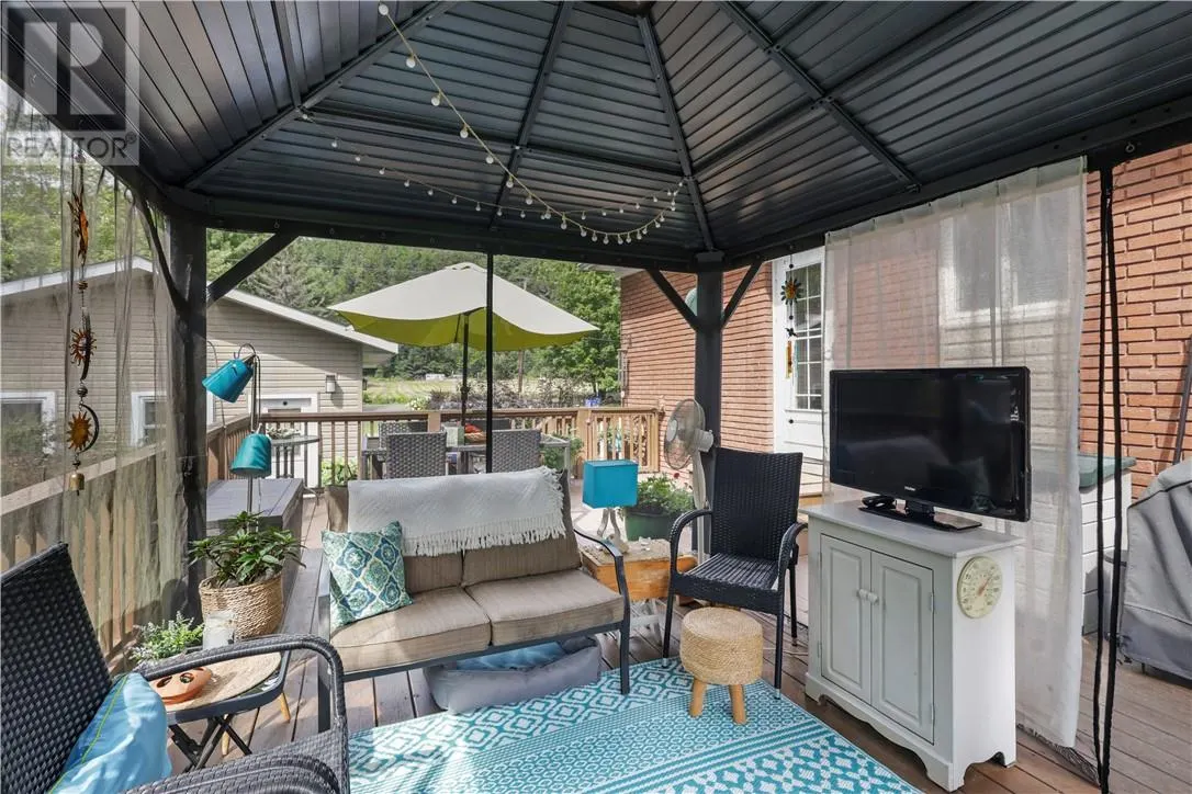 474 OLD WEBBWOOD Road