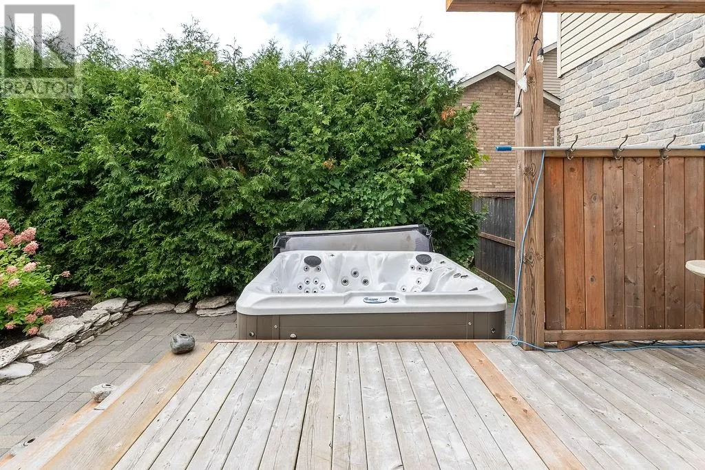 130 Bayside Crescent