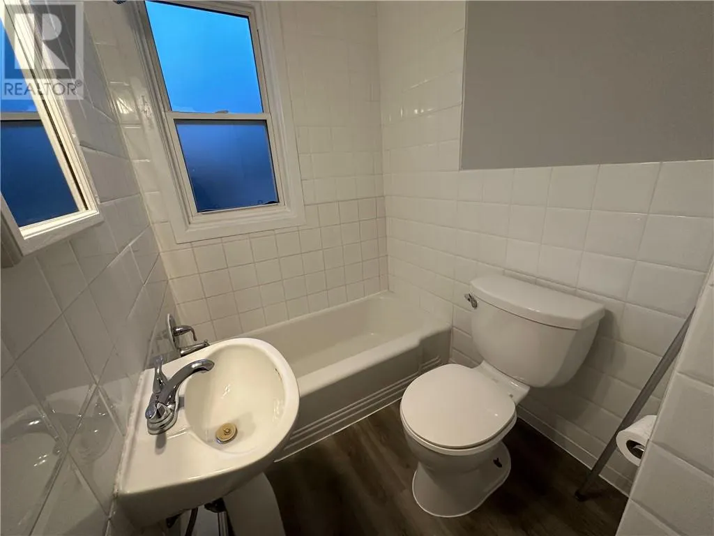 481 Ontario Street Unit# 5