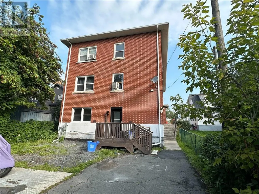 481 Ontario Street Unit# 5