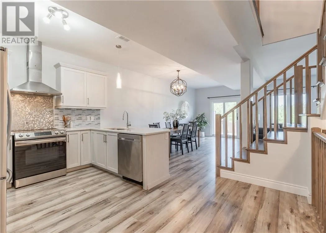 2279 Mallards Landing Drive Unit# 19