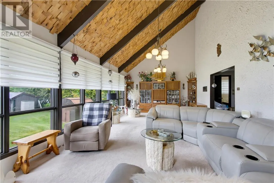 2389 Desloges Road