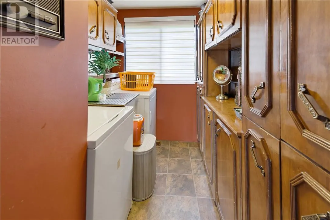 2389 Desloges Road