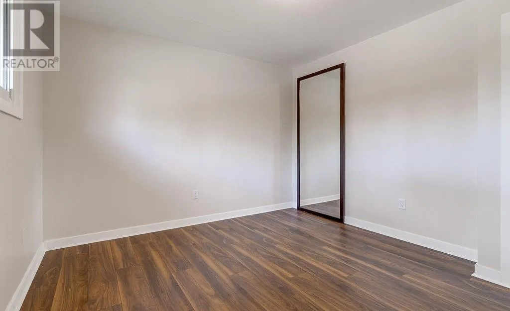 1609 Redfern