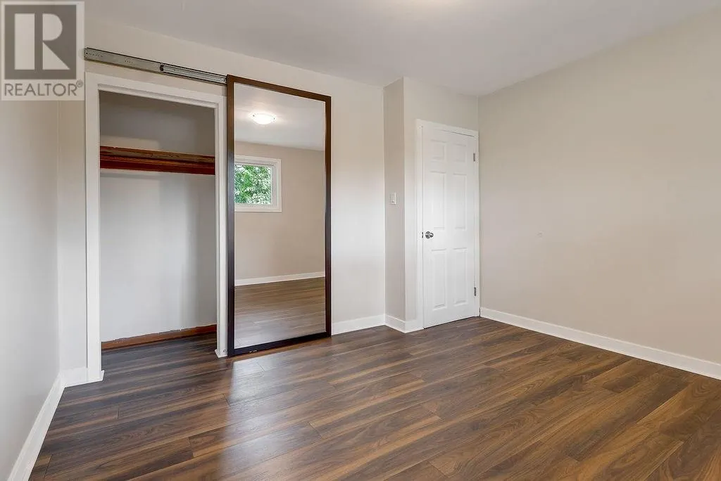 1609 Redfern