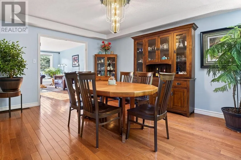16 Aspenwood Court