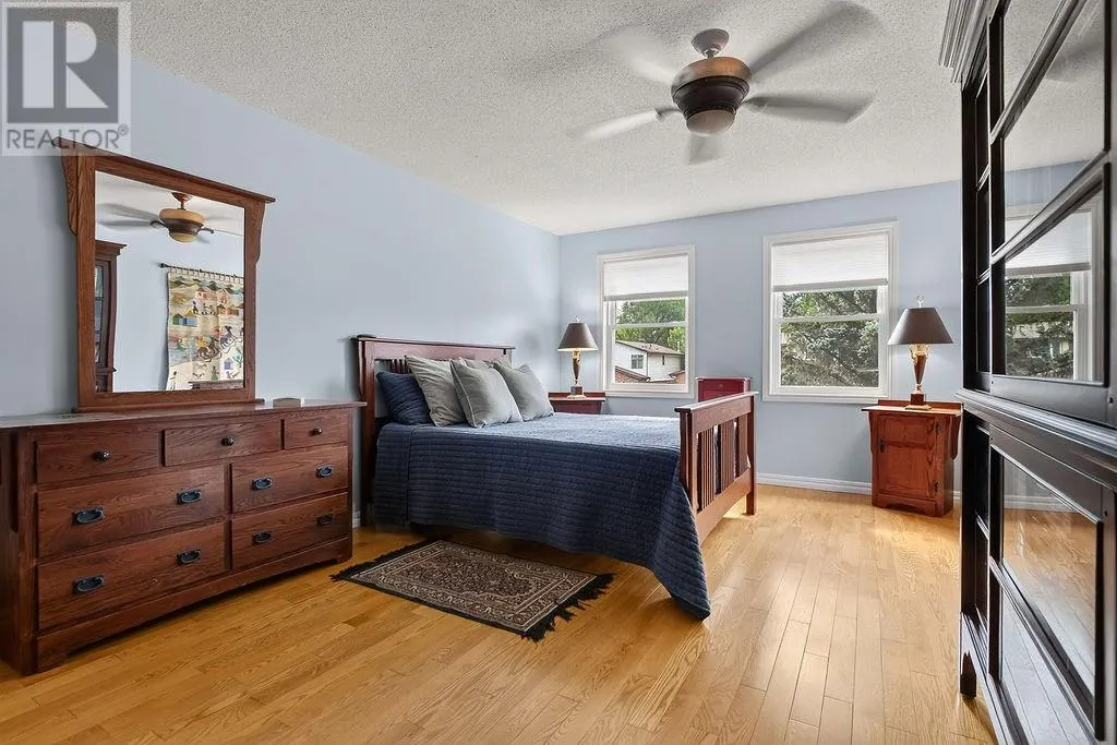 16 Aspenwood Court