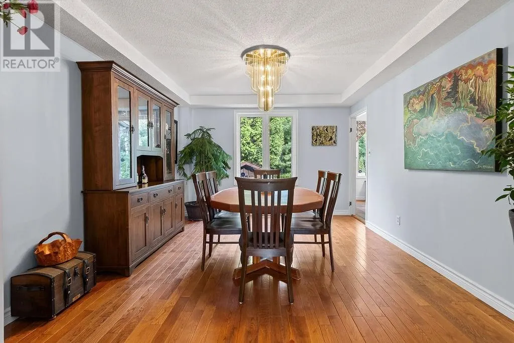 16 Aspenwood Court
