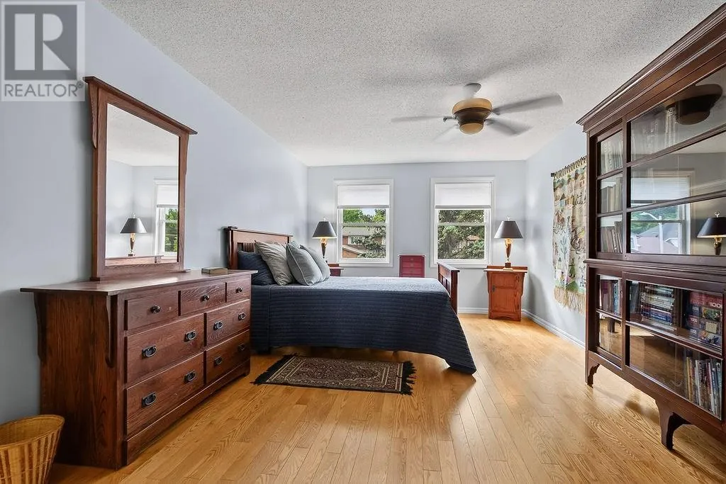 16 Aspenwood Court