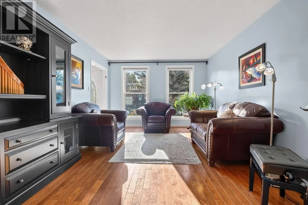 16 Aspenwood Court