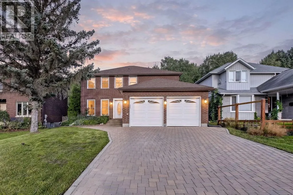 16 Aspenwood Court