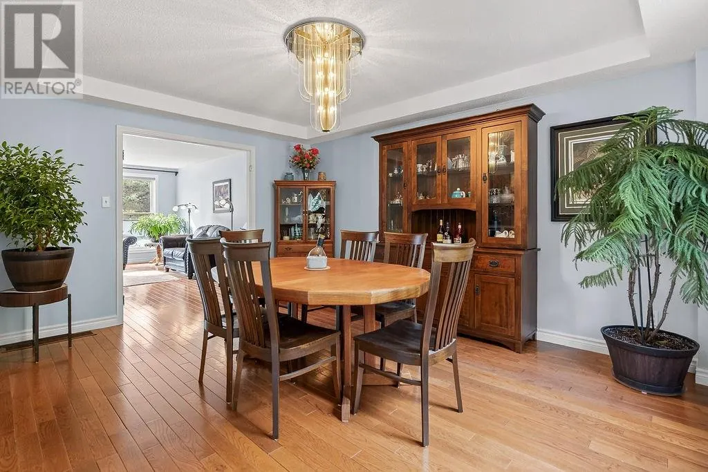 16 Aspenwood Court