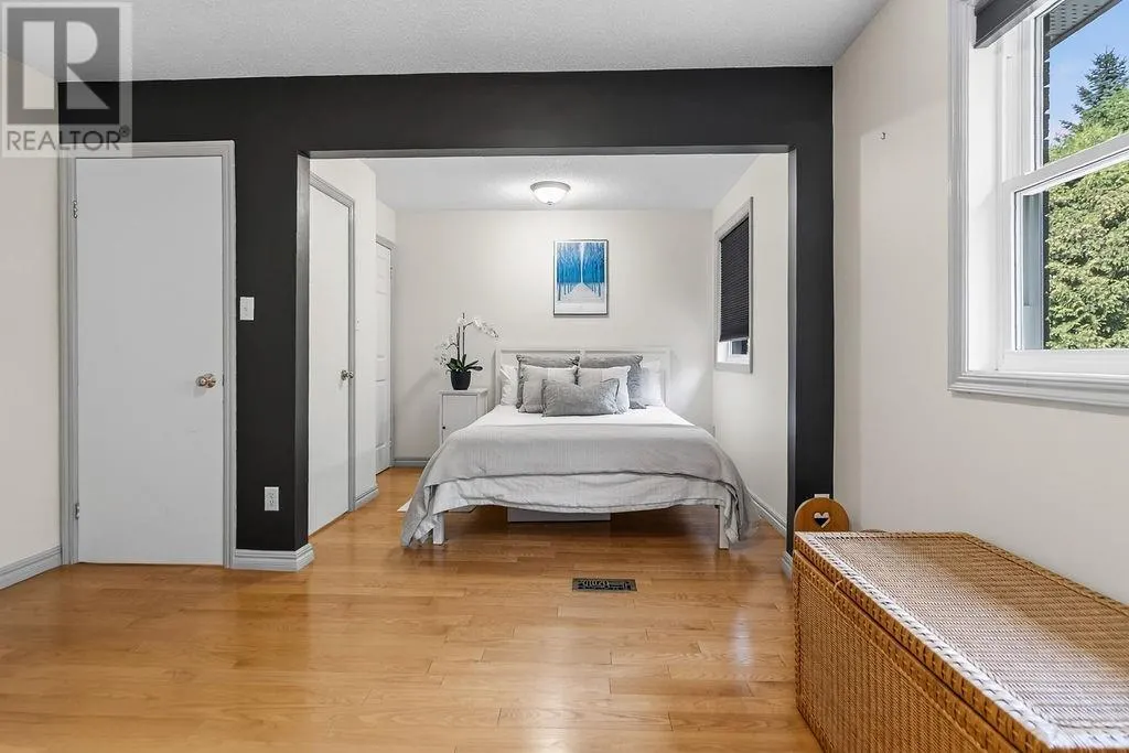 16 Aspenwood Court