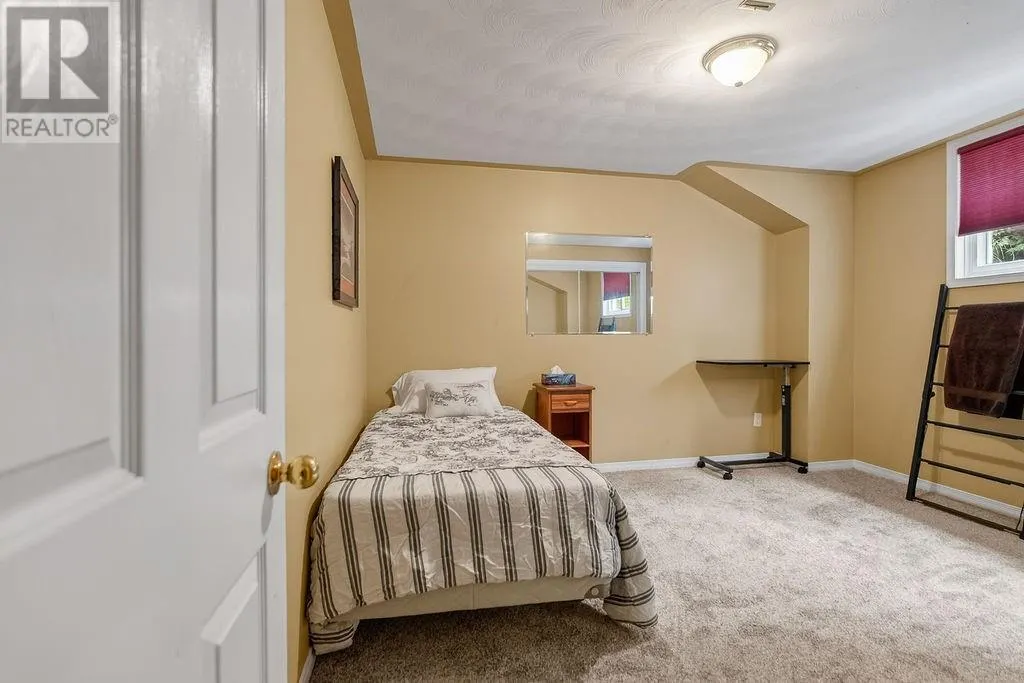 16 Aspenwood Court