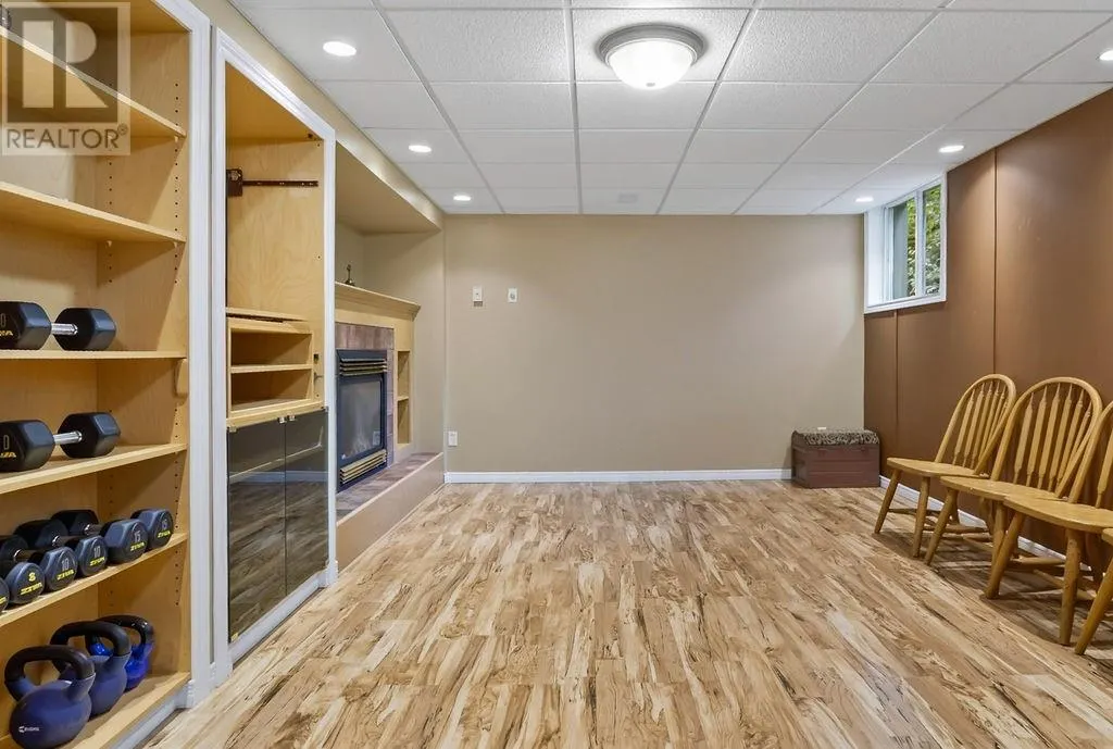 16 Aspenwood Court