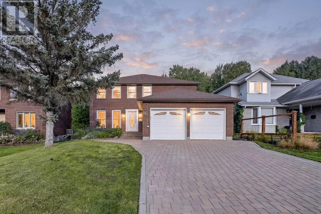 16 Aspenwood Court