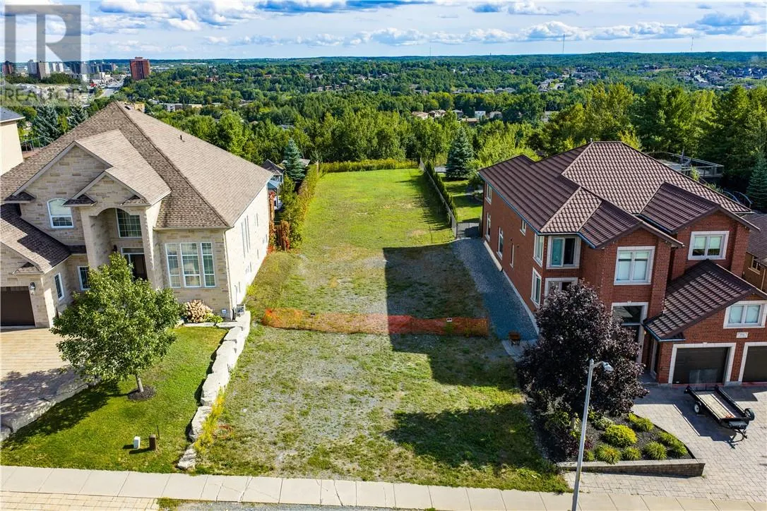695 Corsi Hill