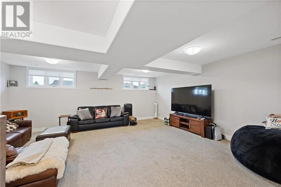41 Meadowgreen Drive
